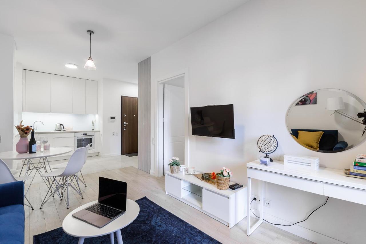 Luxury Apartment On Grzybowska Street วอร์ซอ ภายนอก รูปภาพ