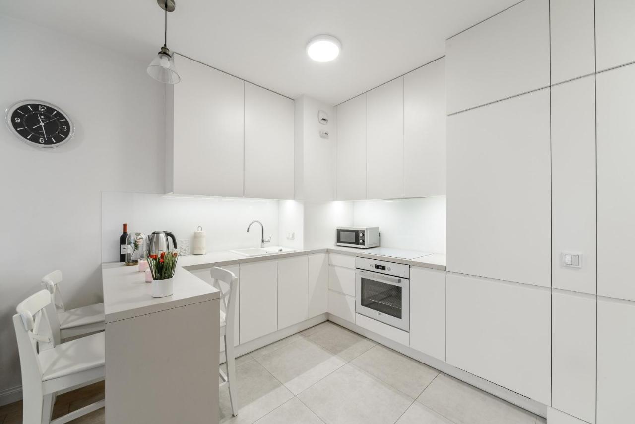 Luxury Apartment On Grzybowska Street วอร์ซอ ภายนอก รูปภาพ